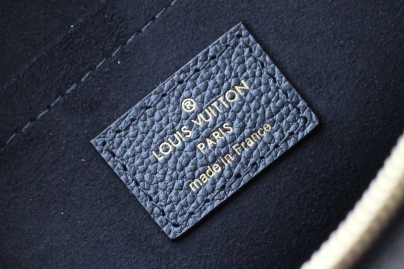 Louis Vuitton Clutch Bags